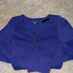 Urban Outfitter’s Blue Button-Up Waffled body shape long sleeve